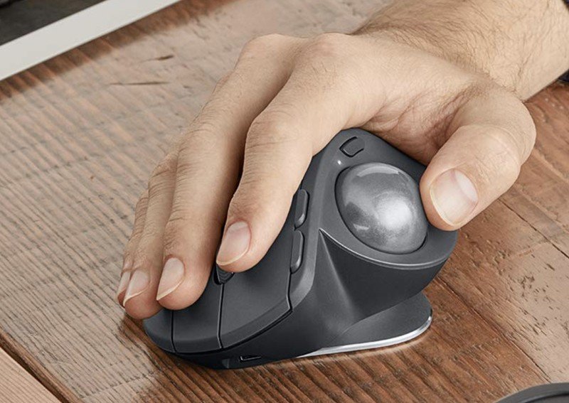 best ergonomic wireless gaming mouse