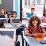 positive and negative effects of technology on education